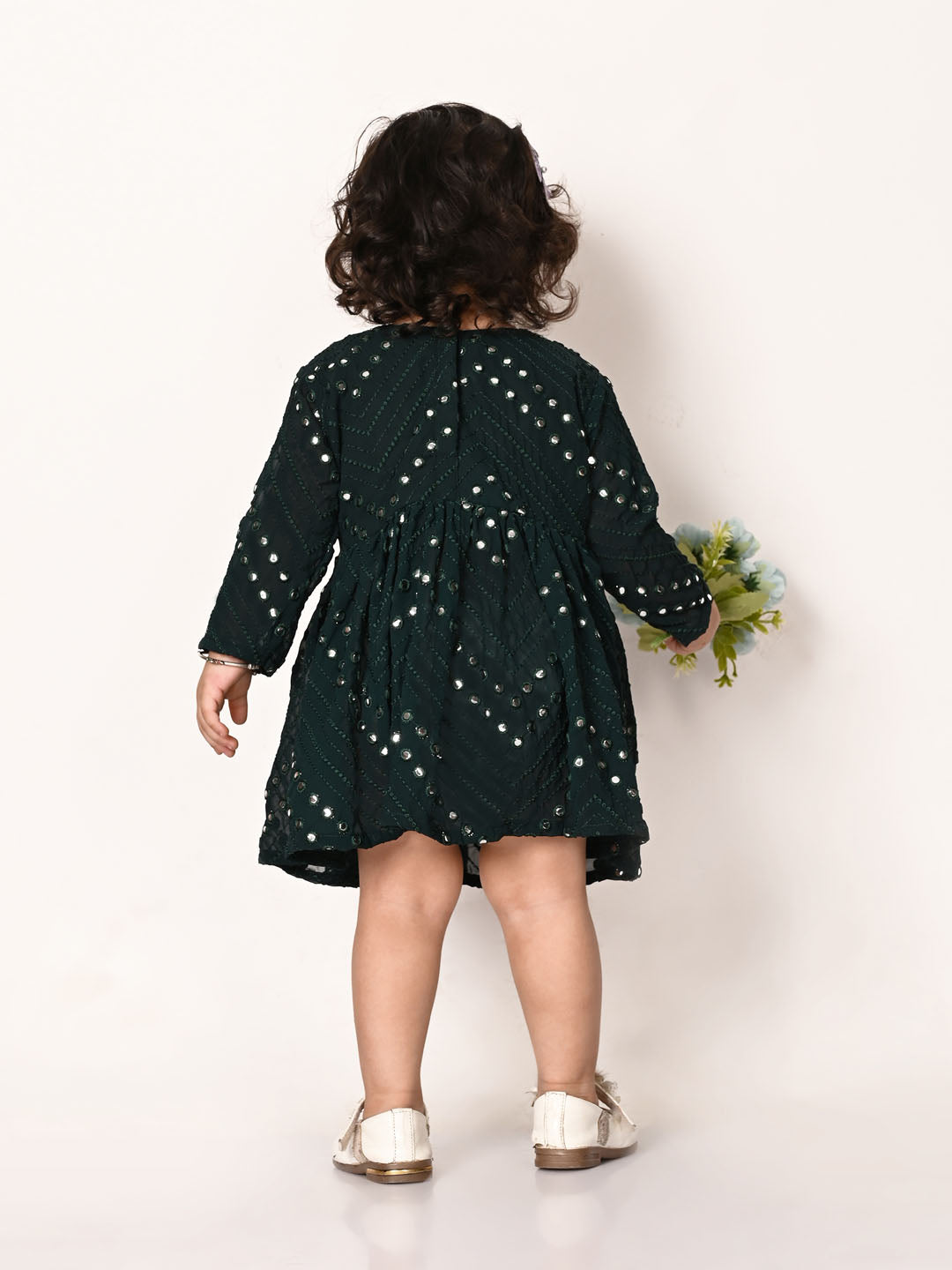 VASTRAMAY SISHU Girl's Green Mirror Kurta - qivii