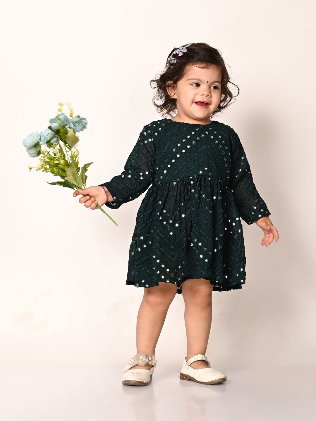 VASTRAMAY SISHU Girl's Green Mirror Kurta - qivii