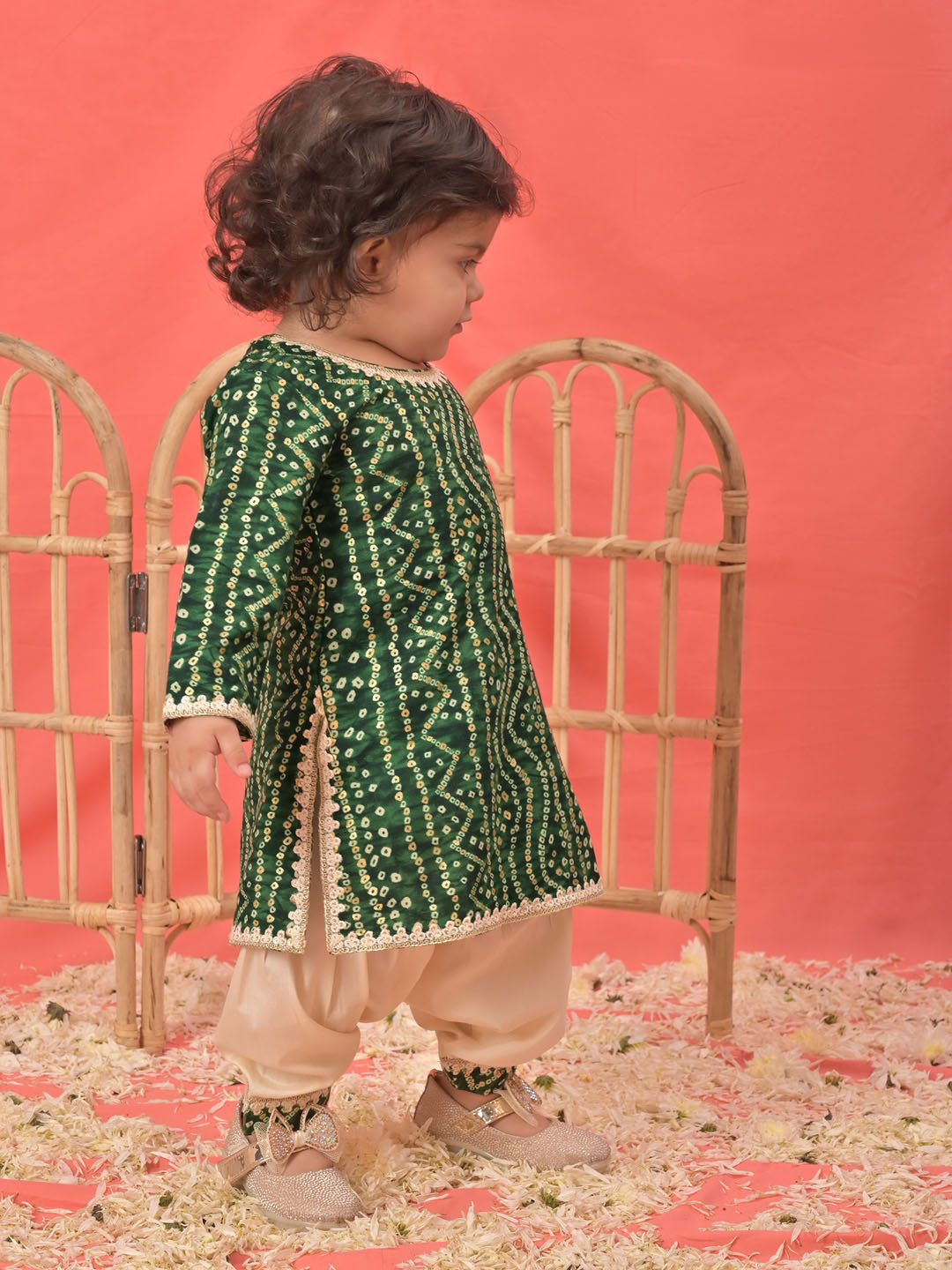 VASTRAMAY SISHU Girls Green Bandhni Print Kurta And Patiala Set - qivii