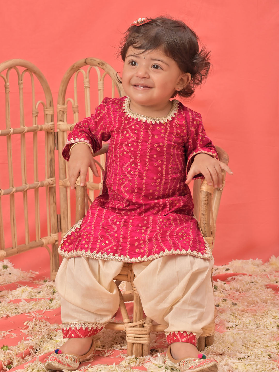 VASTRAMAY Girls Pink Bandhni Print Kurta And Patiala Set - qivii