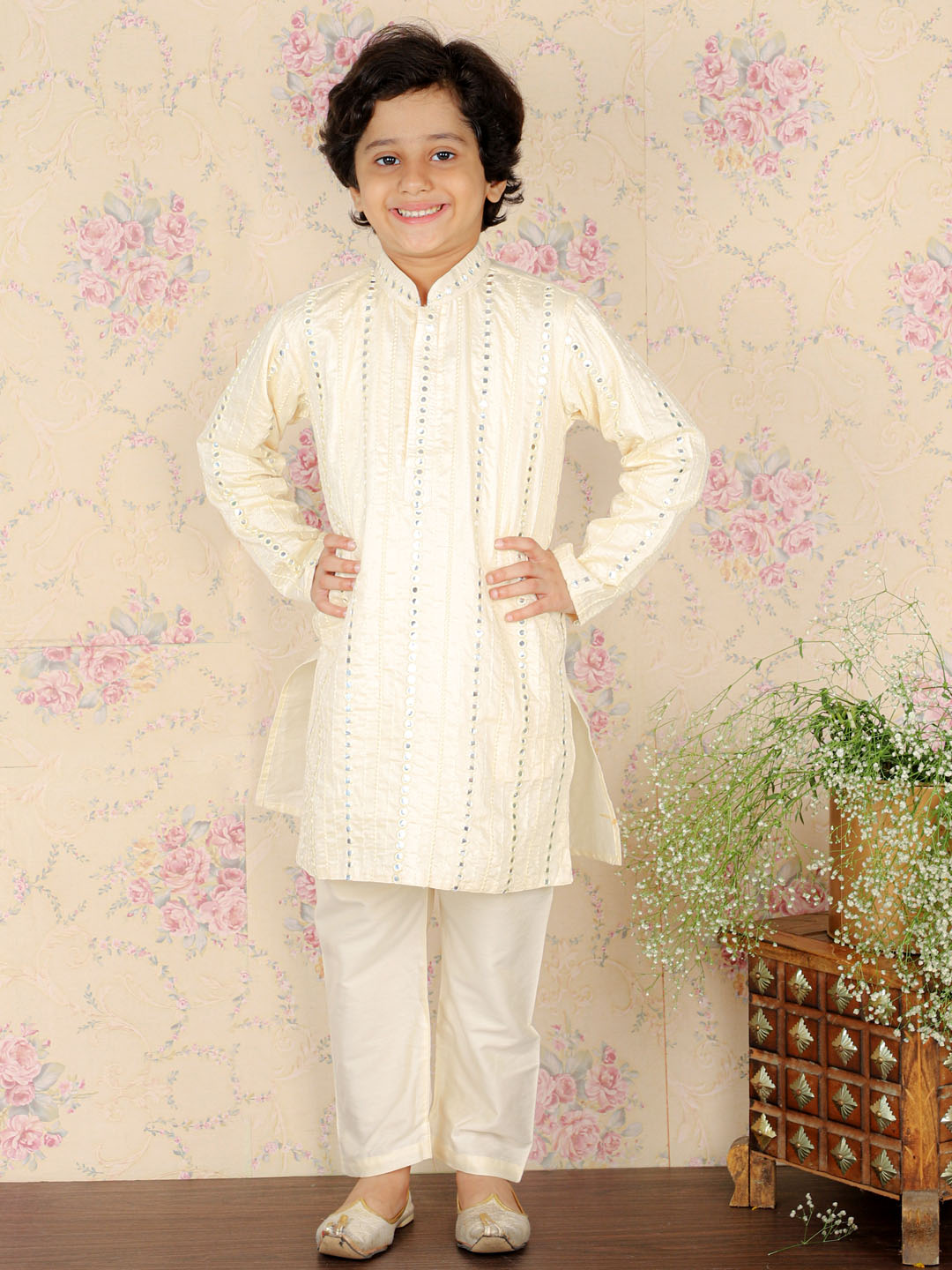 VASTRAMAY Boys Cream Embroidered Vertical Mirror Work Kurta With Pyjama Set - qivii