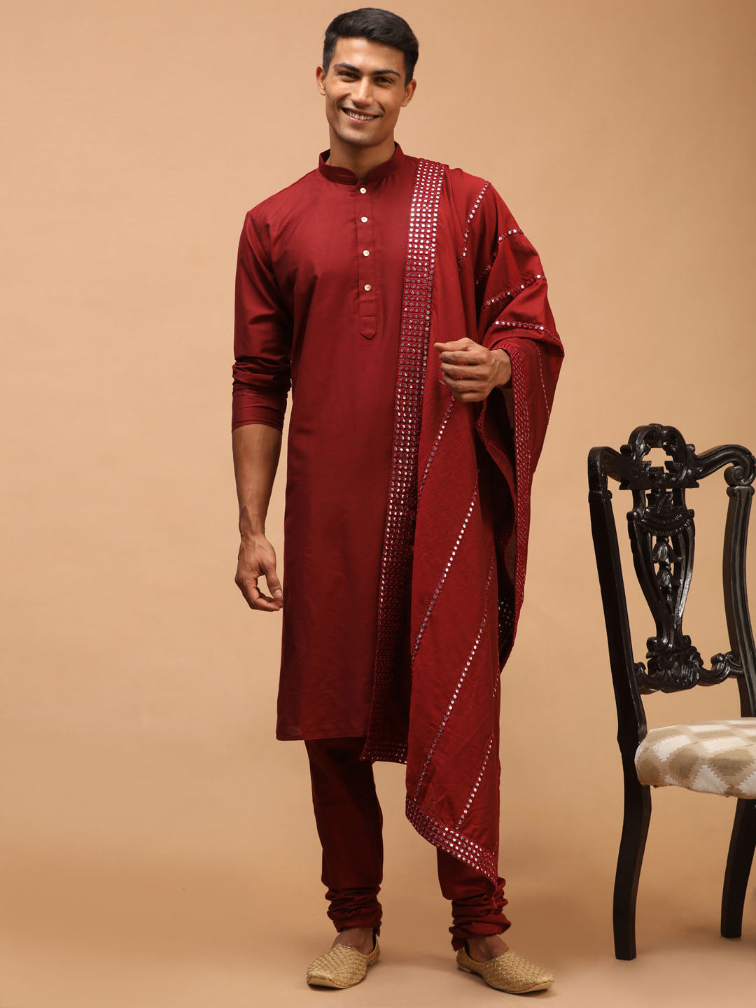 Men's Maroon Viscose Kurta Pyjama And Dupatta Set