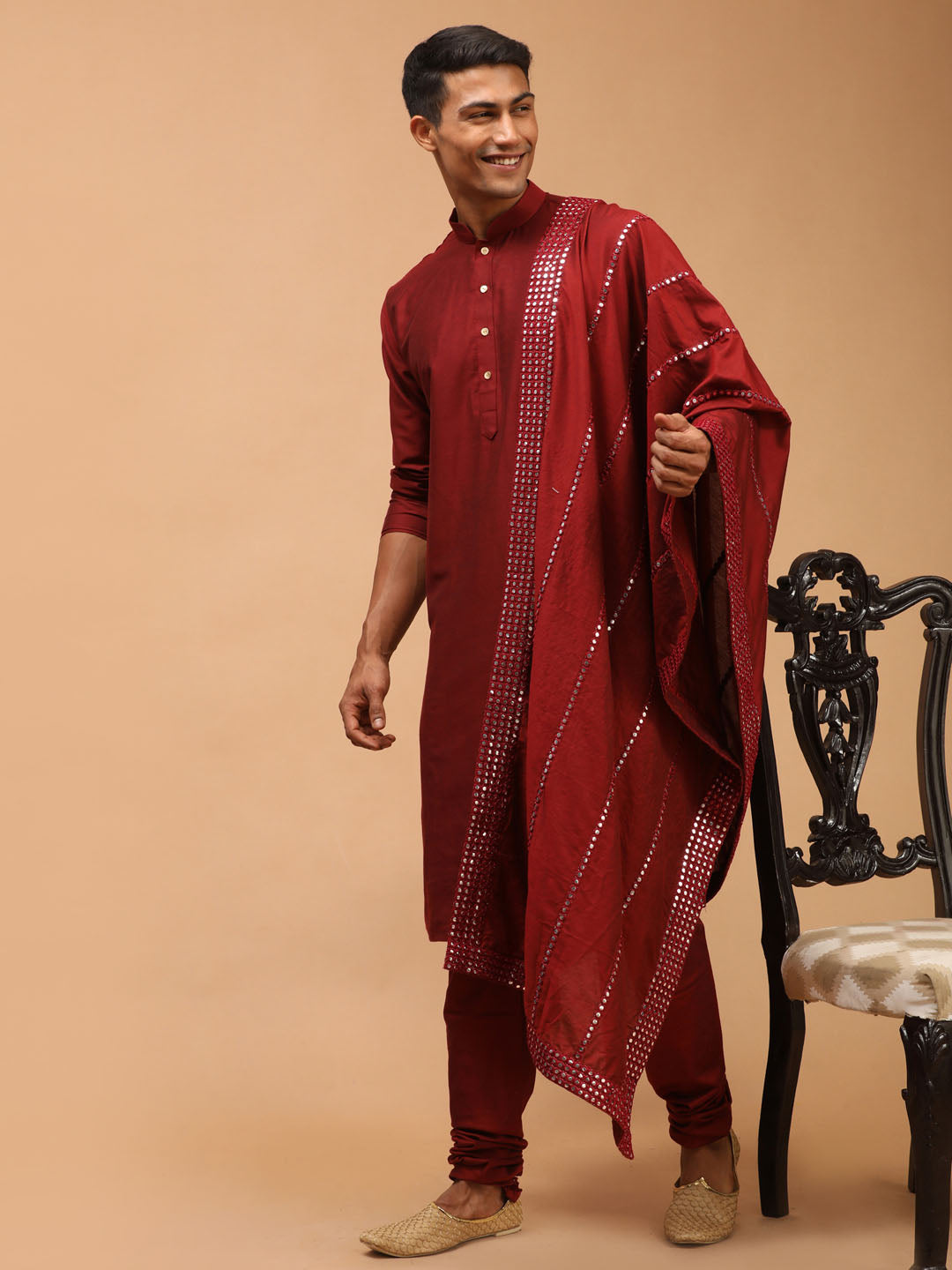 Men's Maroon Viscose Kurta Pyjama And Dupatta Set