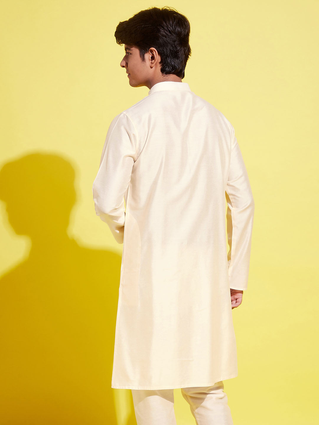 VASTRAMAY Boys Cream Solid Kurta - qivii