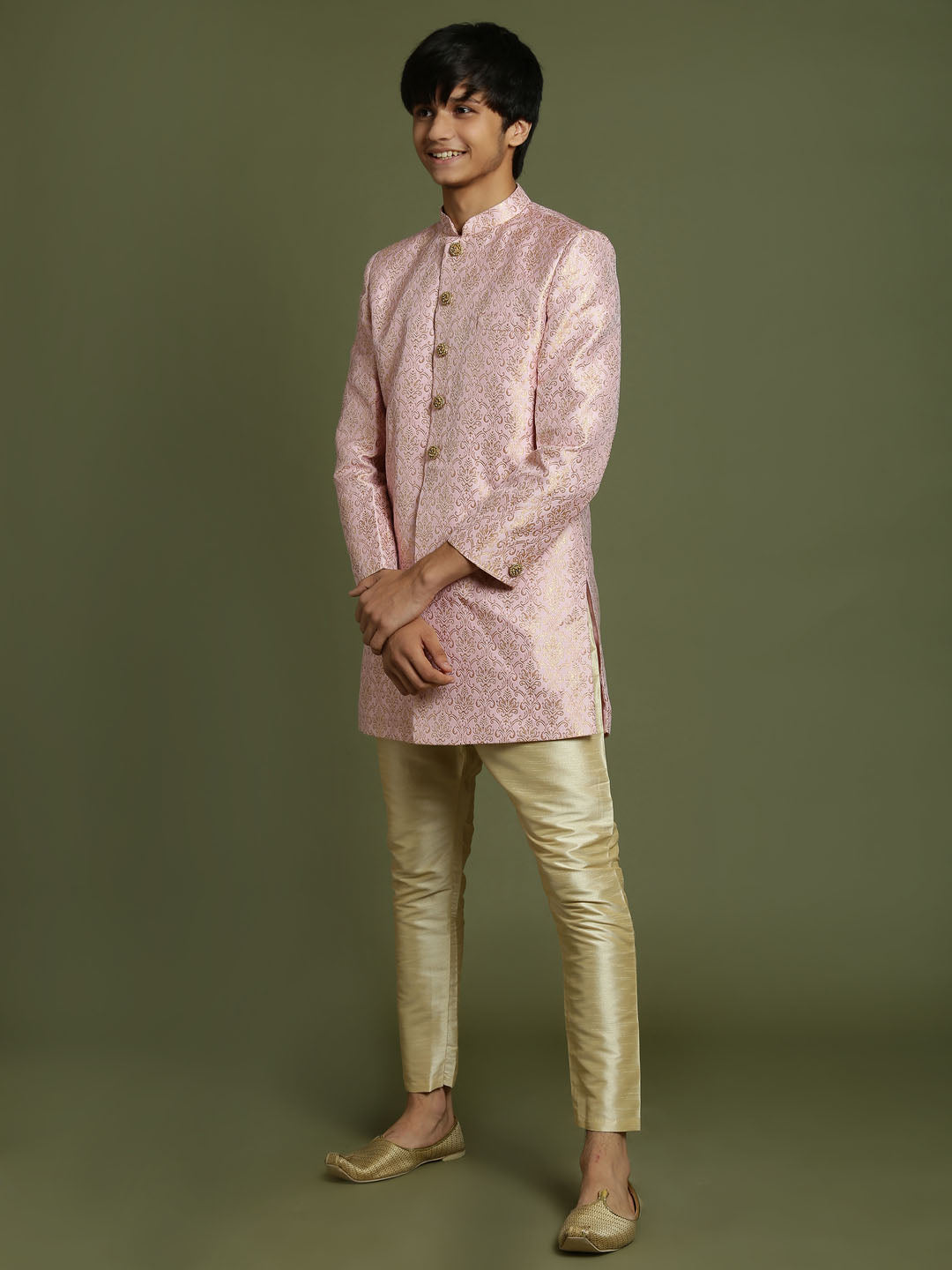 VASTRAMAY Boys Pink & Gold-Colored Woven-Design Brocade Slim Fit Sherwani Set - qivii