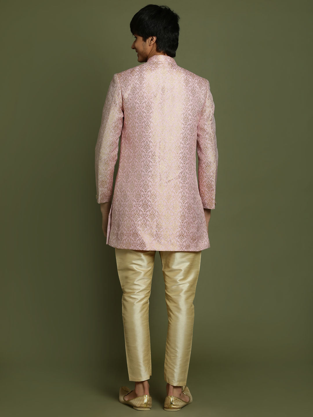 VASTRAMAY Boys Pink & Gold-Colored Woven-Design Brocade Slim Fit Sherwani Set - qivii