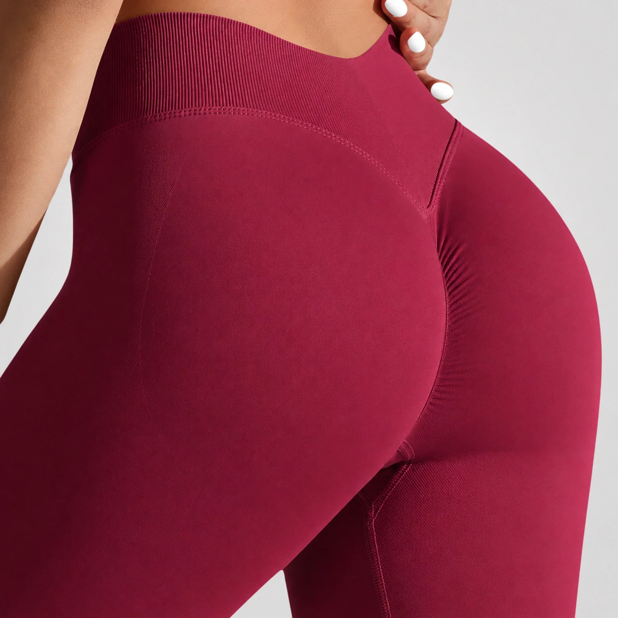 Aria — V-Scrunch Curve Legging - By Qivii
