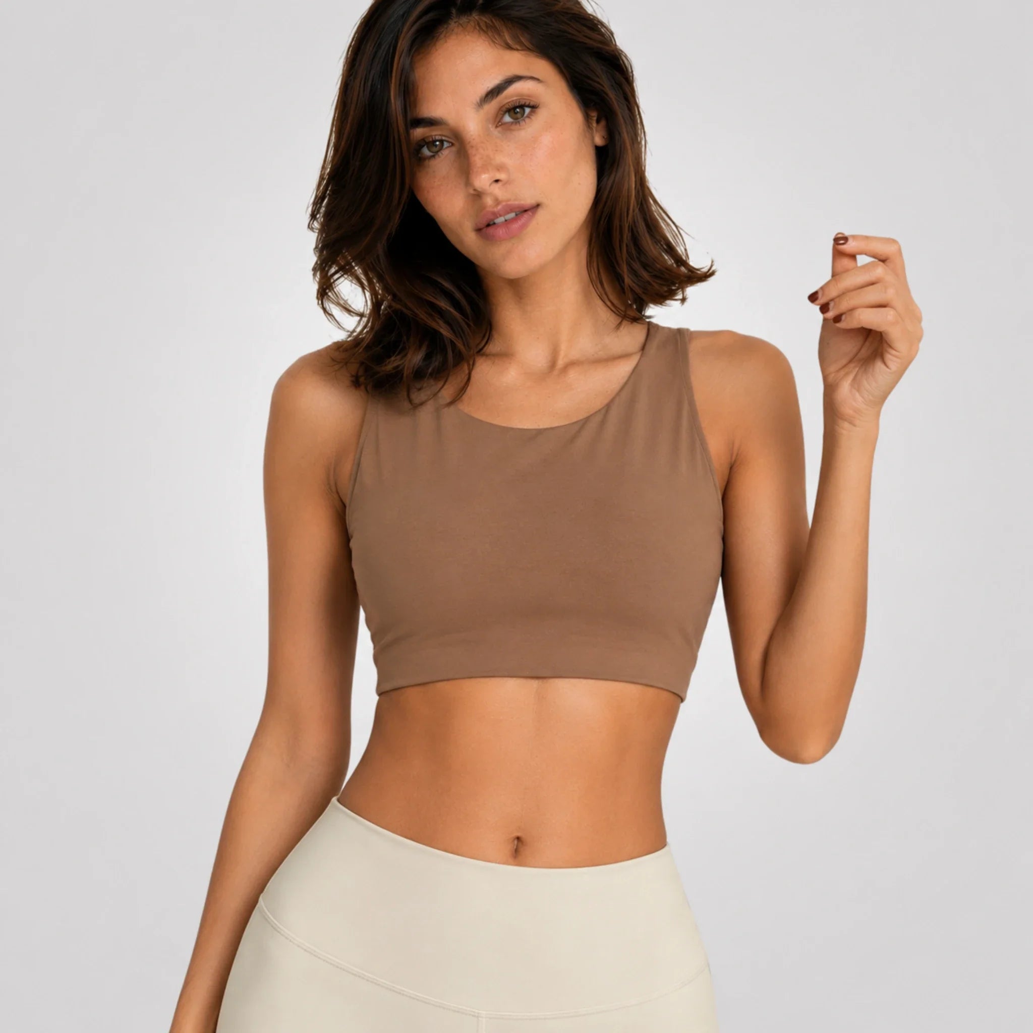 Lova — Open-Back Sports Bra - By Qivii