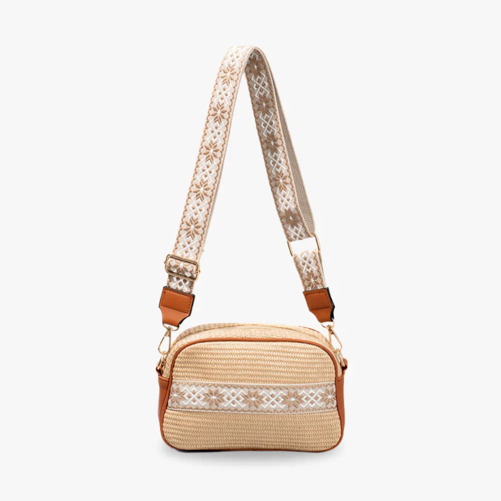 Auma | Crossbody Bag - By Qivii