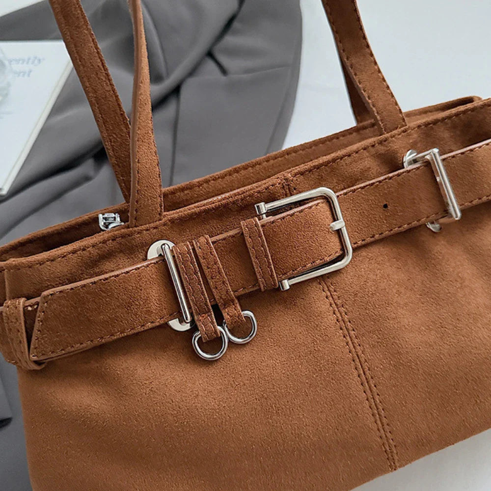 Sela | Shoulder Bag - By Qivii
