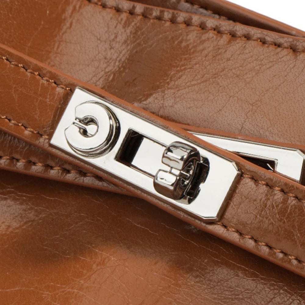 Iona | Shoulder Bag - By Qivii