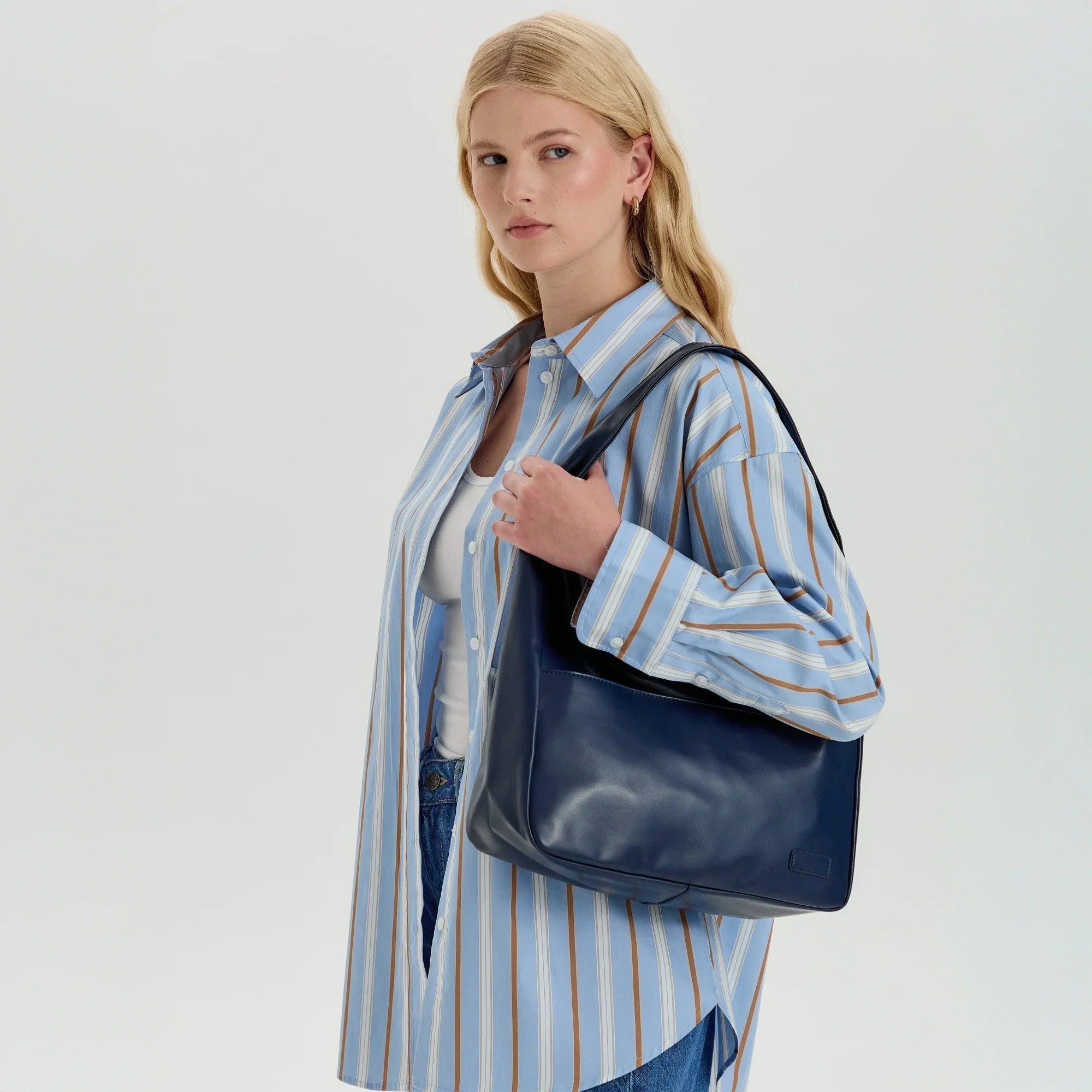 Lilya | Hobo Bag - By Qivii