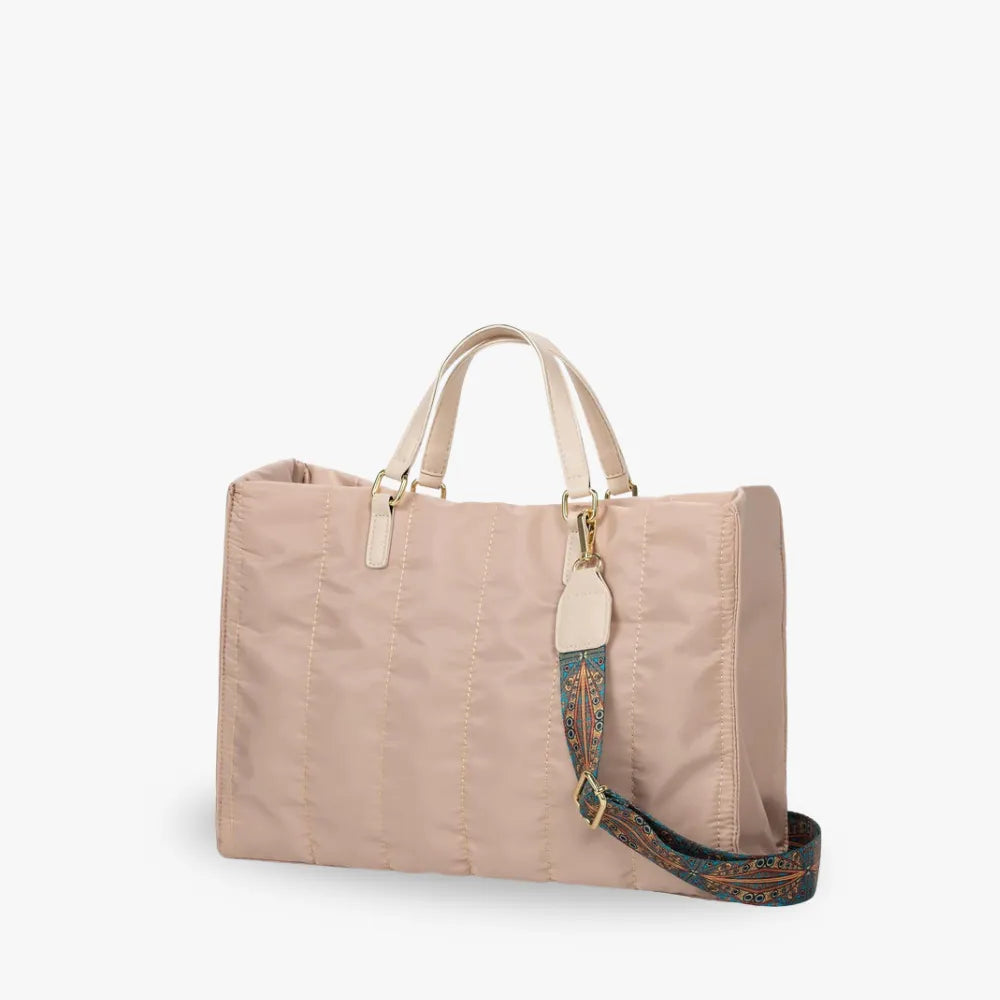 Lelah | Tote Bag - By Qivii