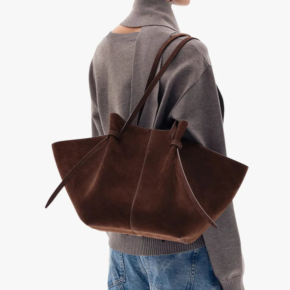 Holly | Tote Bag - By Qivii