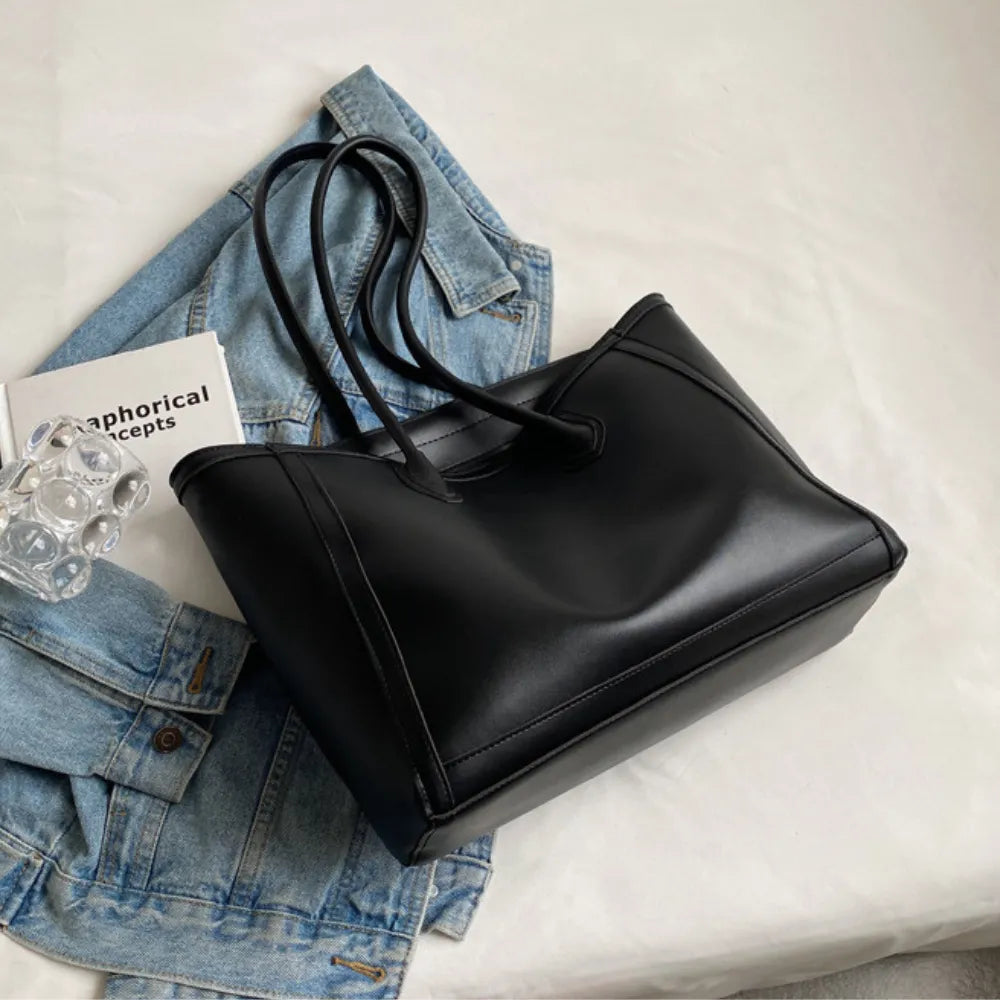 Elora | Tote Bag - By Qivii