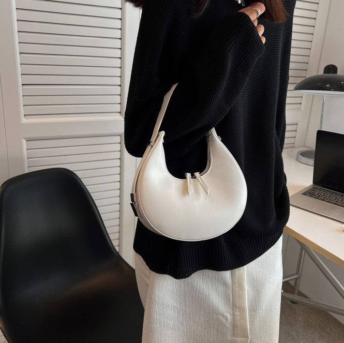 Mona | Shoulder Bag - By Qivii