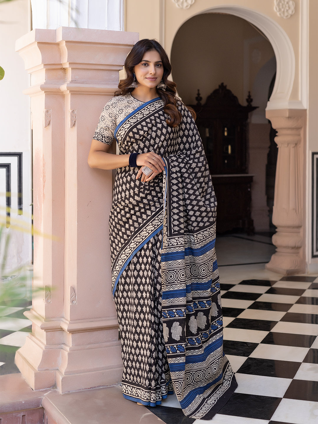 Ink Hand-Block Cotton Saree - By Ragavi - qivii
