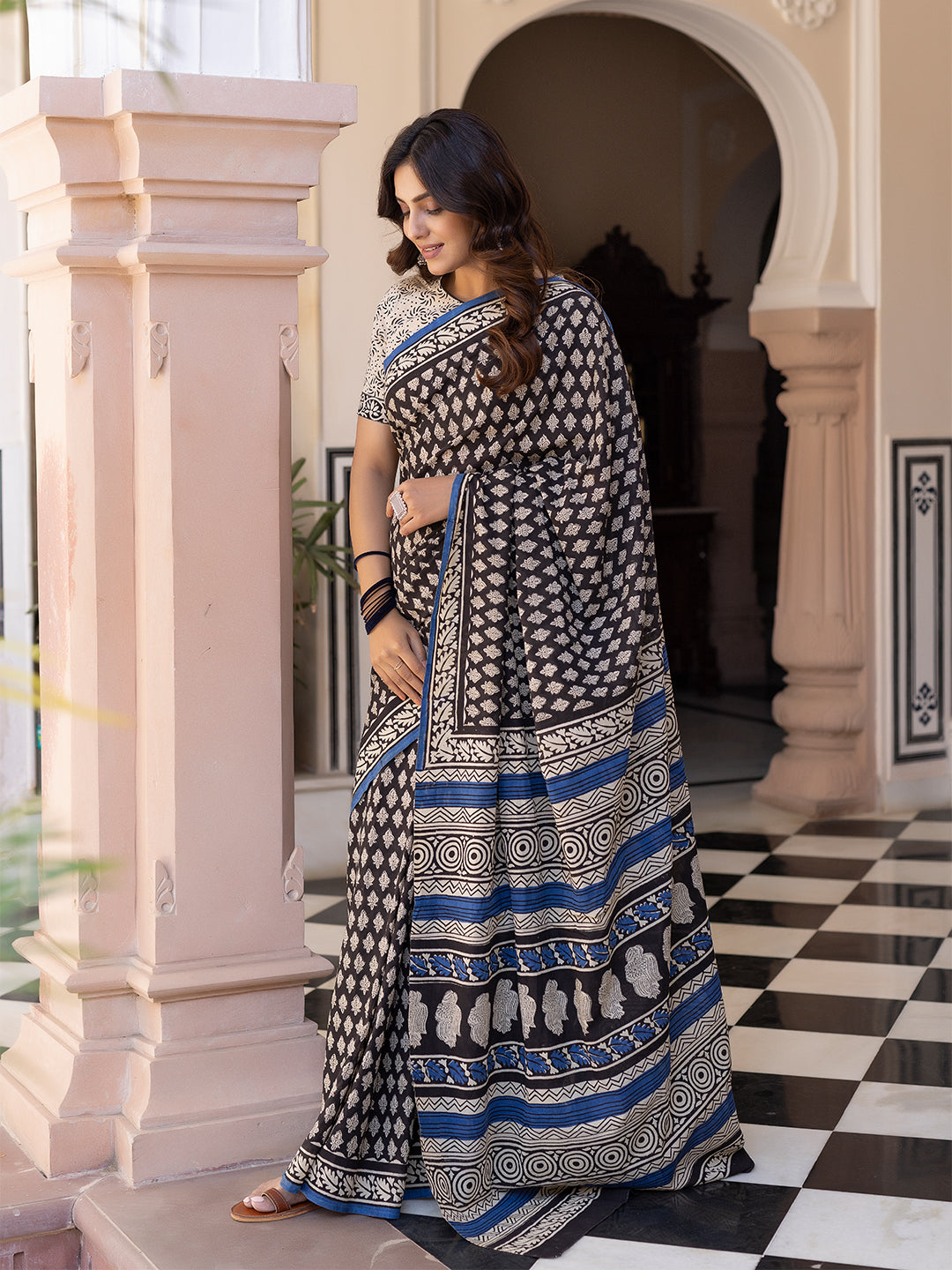 Ink Hand-Block Cotton Saree - By Ragavi - qivii