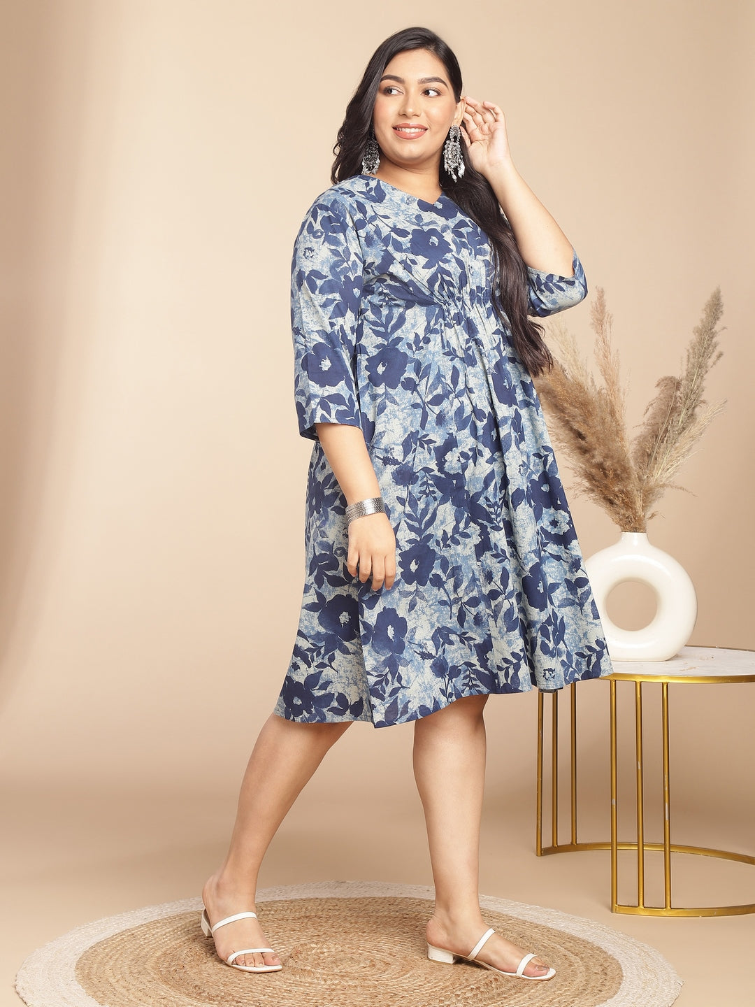 Plus Size Indigo Cotton Floral Gathered Dress - qivii
