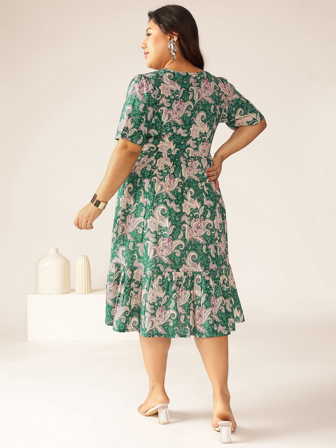 Plus Size Green Pure Cotton Floral Printed Tiered Dress - qivii