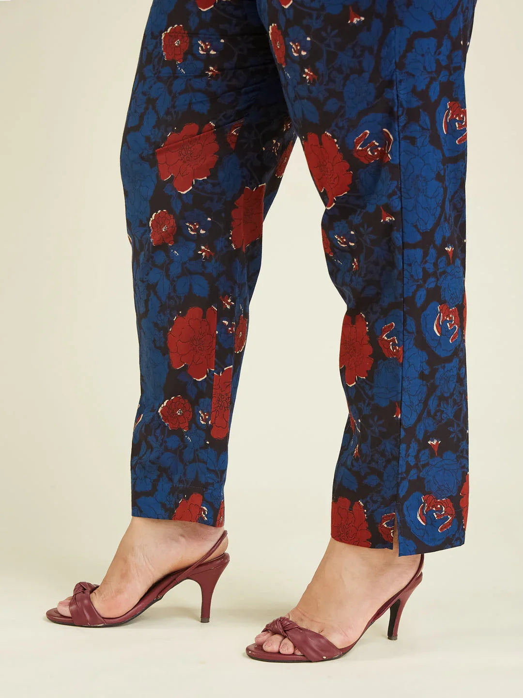 Janasya Women's Plus Size Navy Blue Pure Cotton Floral Printed A-line Kurta Pant Set