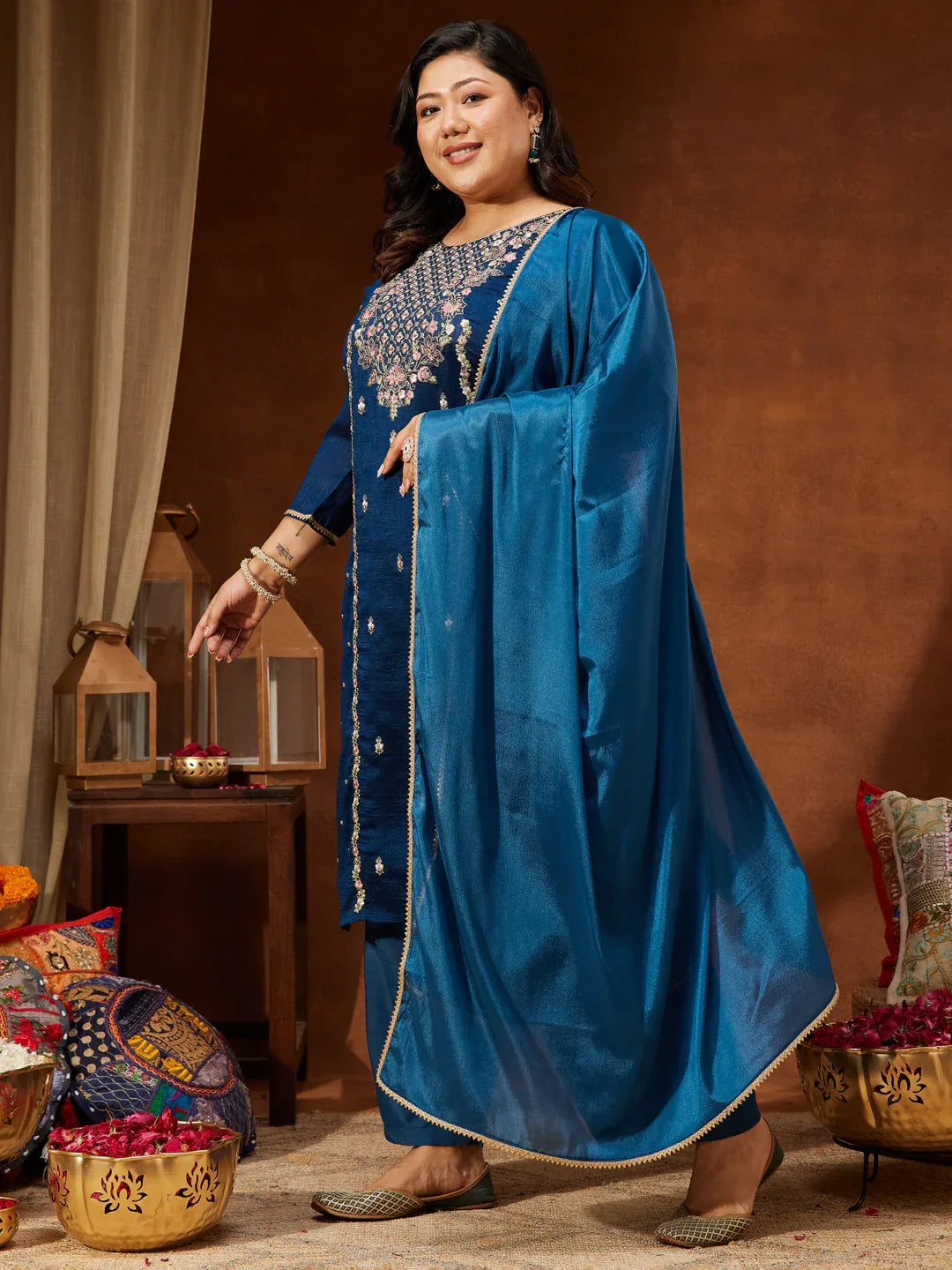 Janasya Women's Plus Size Teal Blue Silk Blend Zari Embroidered Straight Kurta Set