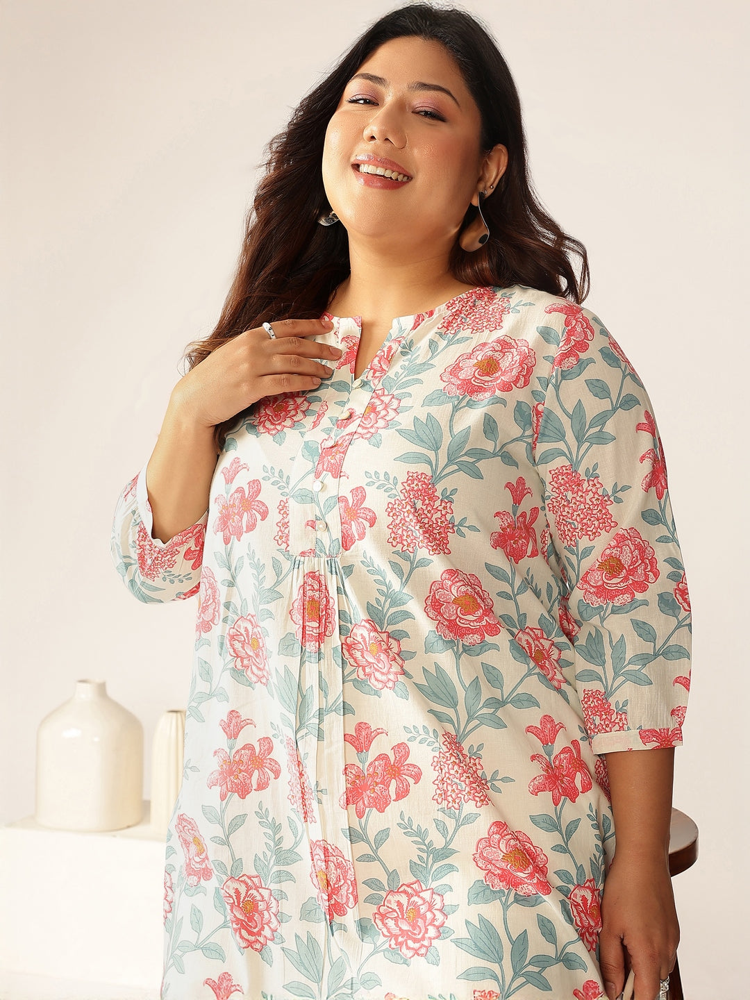 Plus Size Off White Pure Cotton Floral A-line Tunic - qivii