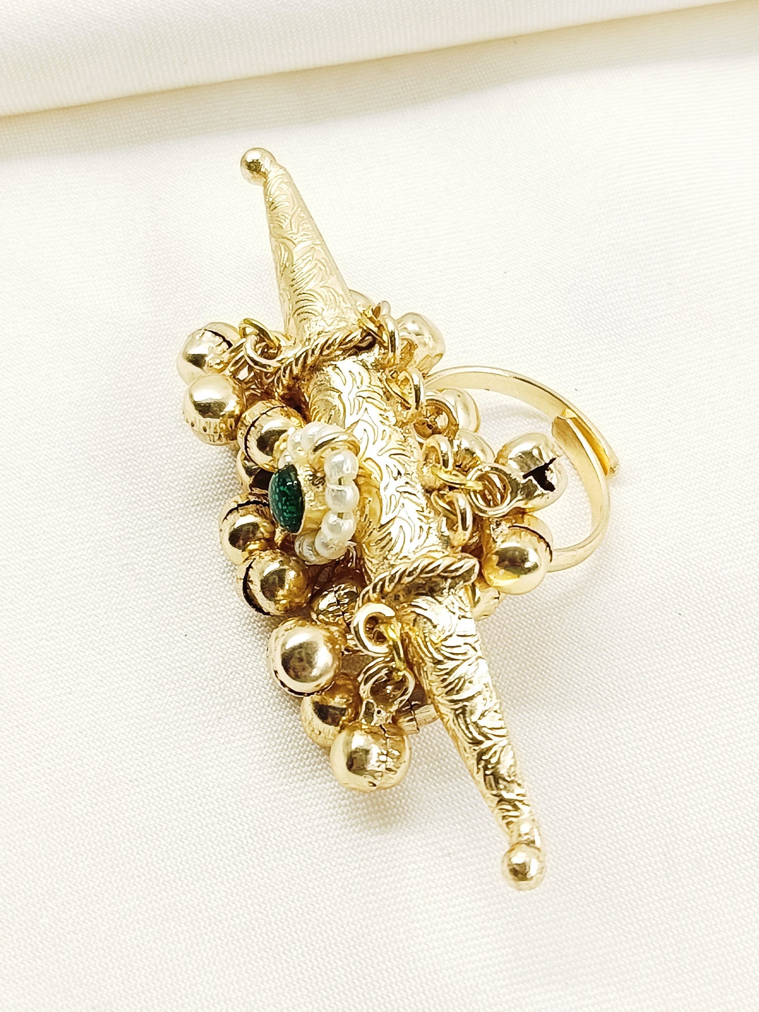 Hita Green Oxidized Finger Ring