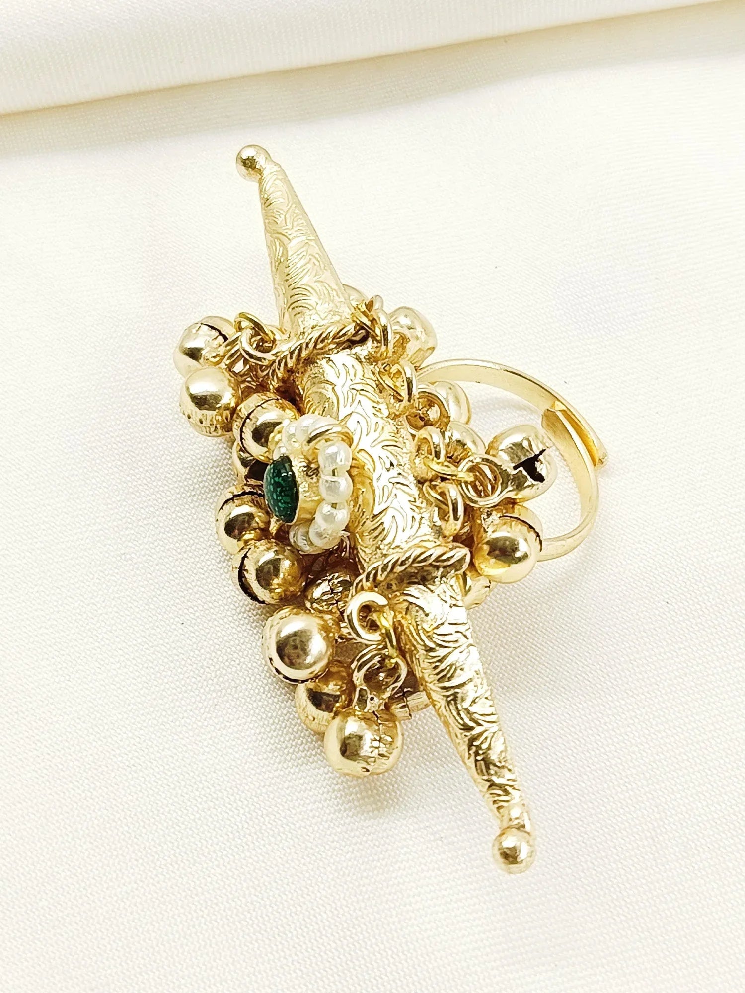 Hita Green Oxidized Finger Ring