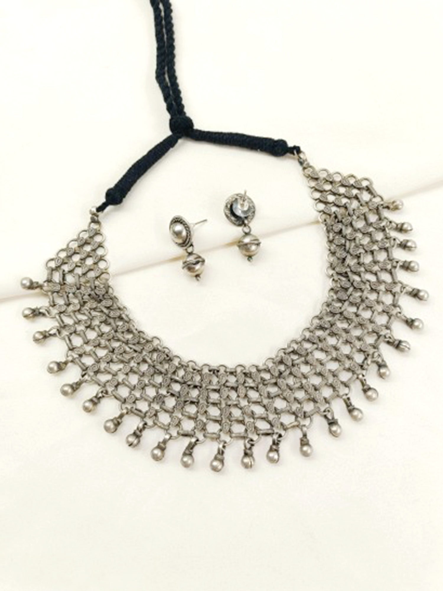 Ena Plain Oxidized Necklace Set