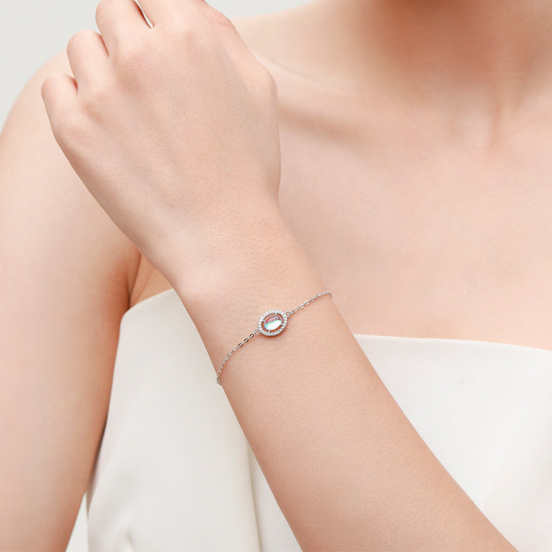 Moonstone Bracelet by Qivii