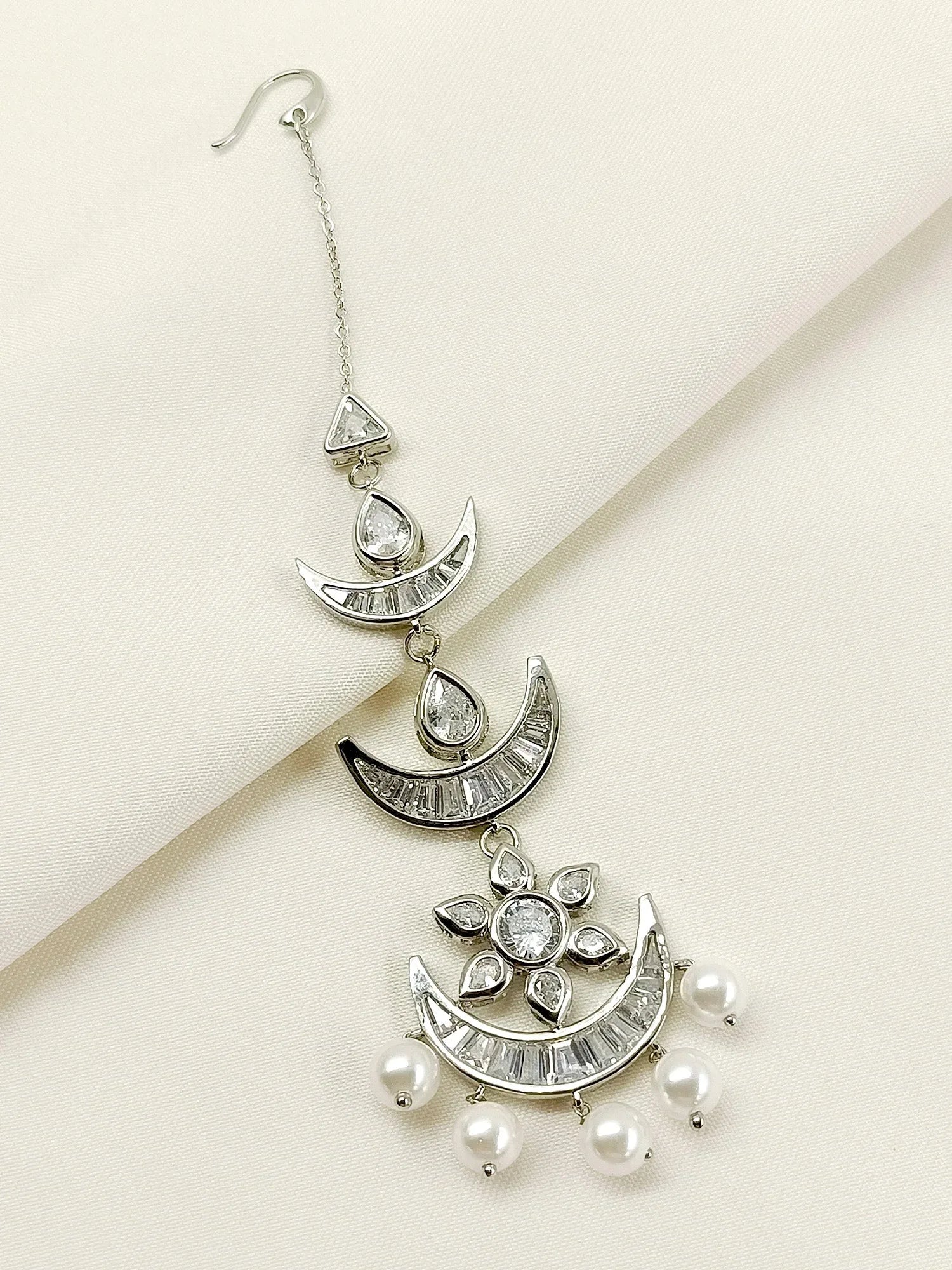 Ambala White American Diamond Teeka