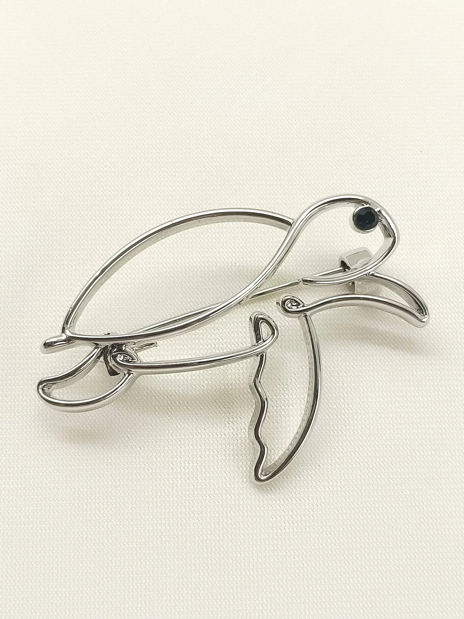 Vishali Silver Turtle Brooch
