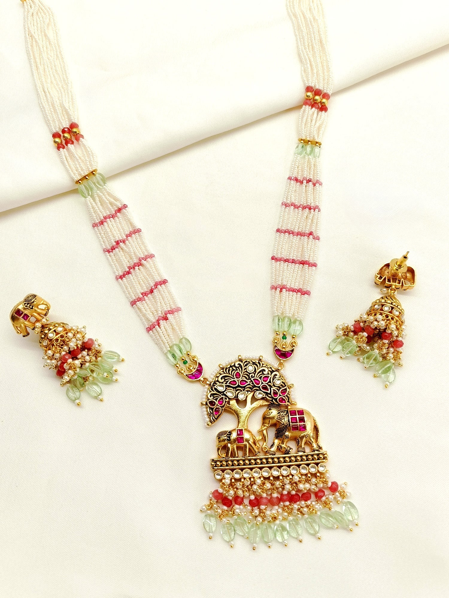 Aagamya Multi Colour Long Kundan Set - qivii