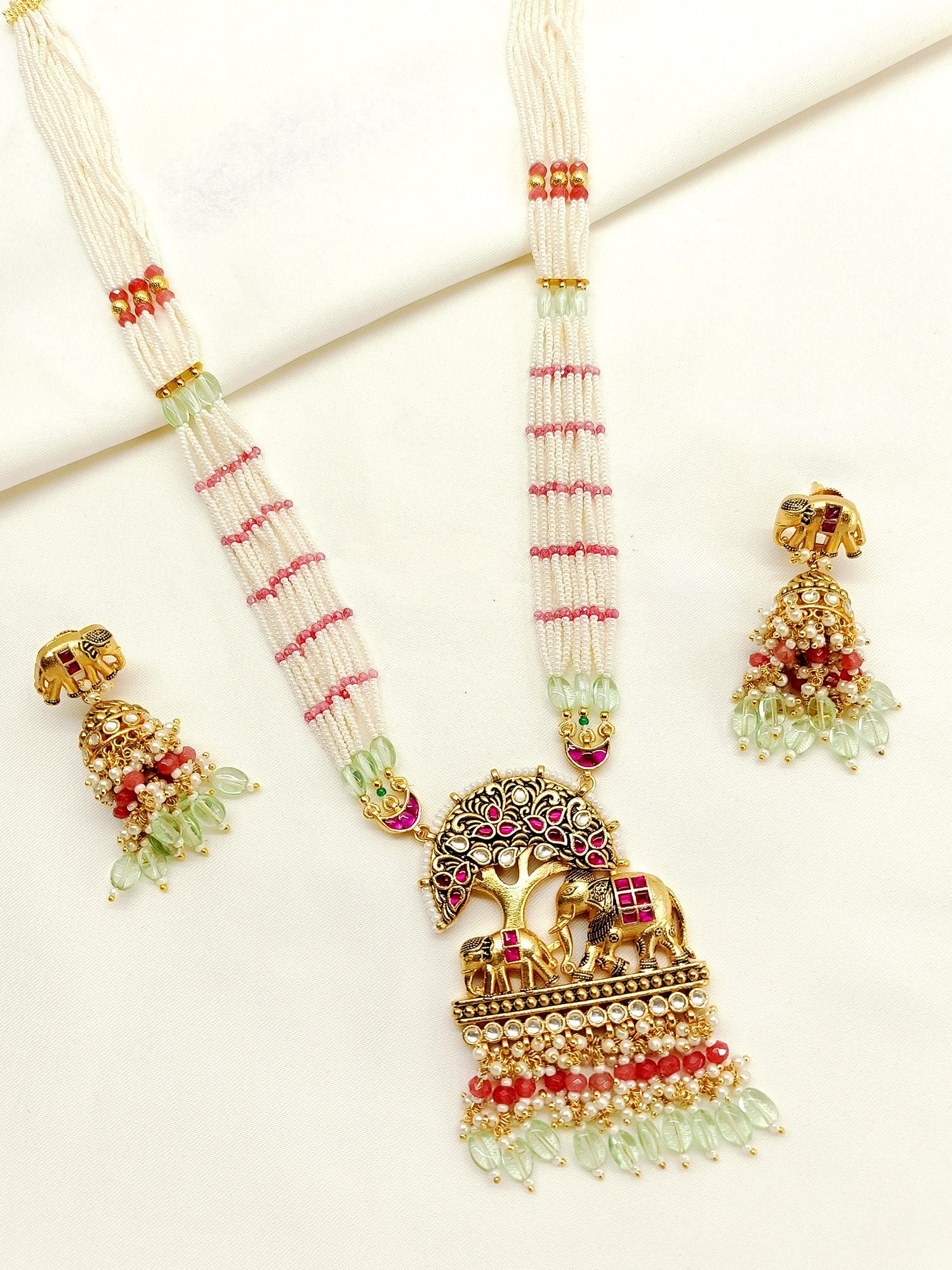 Aagamya Multi Colour Long Kundan Set - qivii