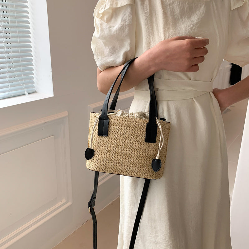 Mare | Crossbody Bag - By Qivii