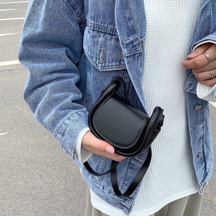 Mila | Mini Crossbody Bag - By Qivii