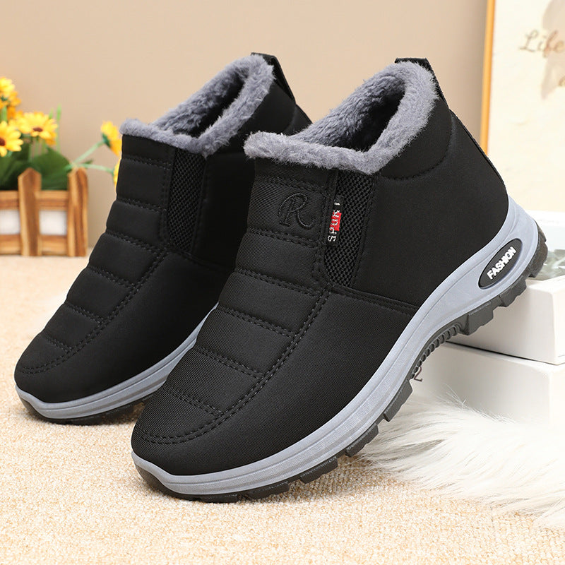 Black Women's Lunwick Winter Ankle Boots by Bootara with plush lining, side zipper, and cushioned sole for cozy winter wear.
