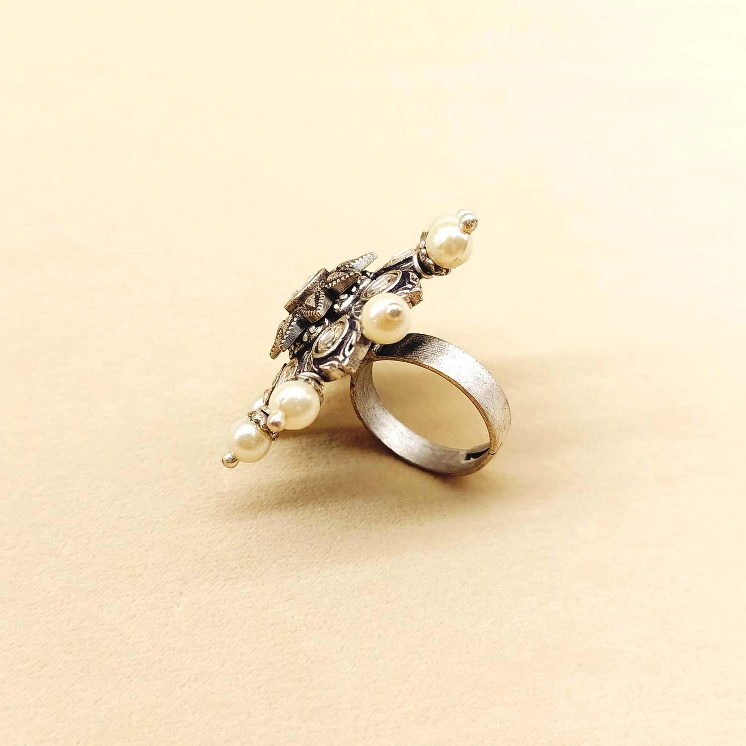 Forum Pearl White Oxidized Silver Plated Boutique Ring - qivii