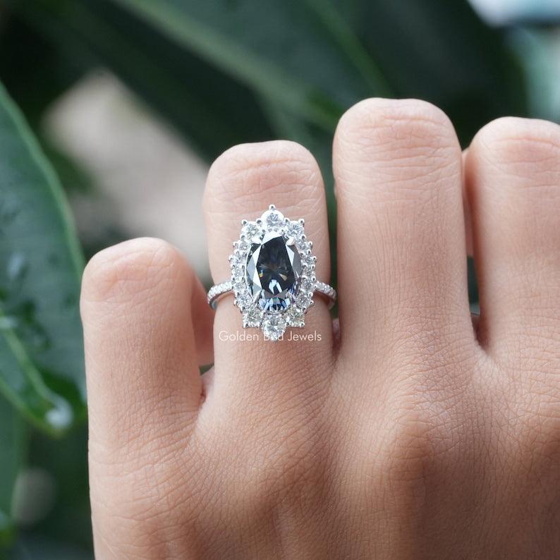 Dark Gray Oval Cut Moissanite Halo Ring 14K Solid Gold Round Cut Moissanite Solitaire Accent Anniversary Ring - qivii