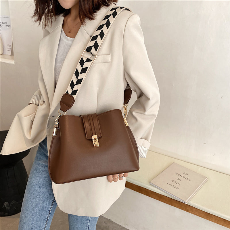 Selva | Crossbody Bag - By Qivii