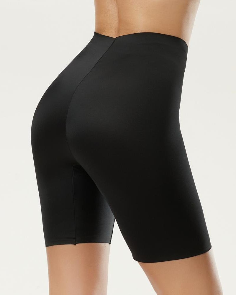 Mid-rise Seamless Shaping Shorts with Tummy control and Hip lift - By Qivii
