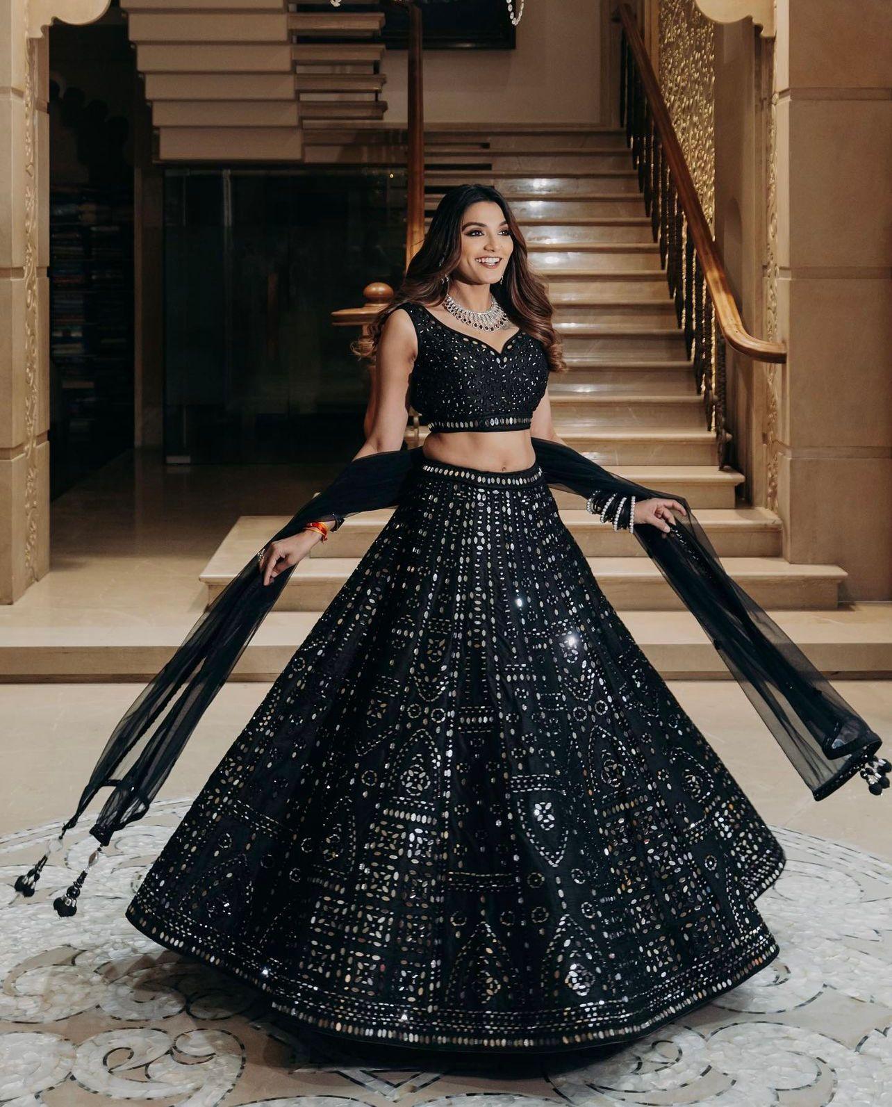 Elegant Sangeet-Cocktail Designer Lehenga choli Dupatta Outfit | Ready to wear - qivii