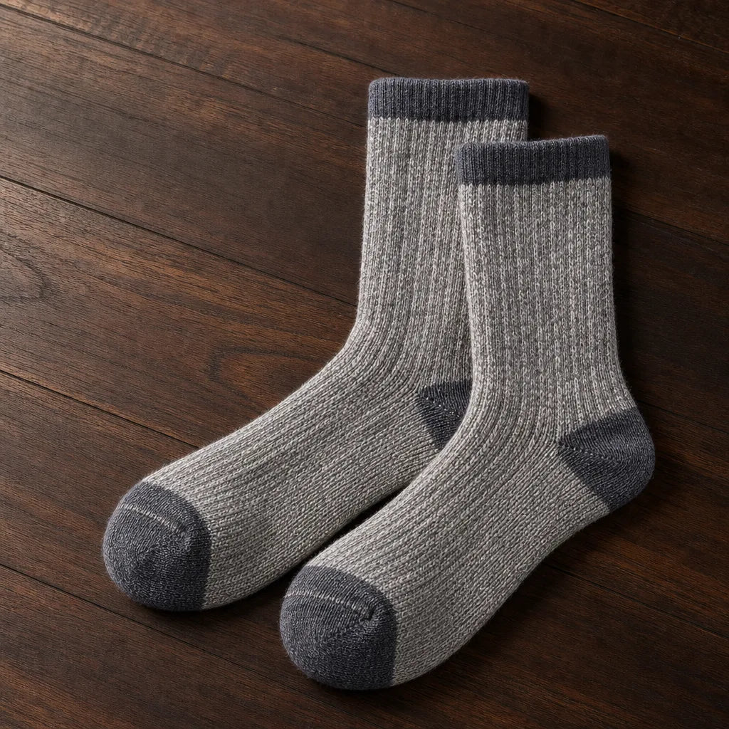 Elijah | Mens Merino Wool Hiking Socks