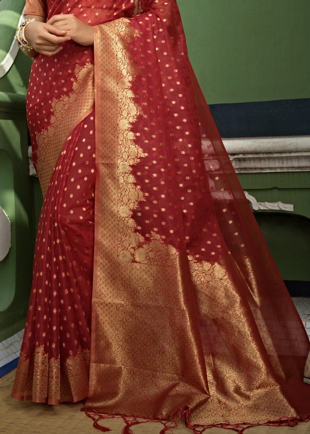 Berry Red Zari Woven Organza Silk Saree - qivii