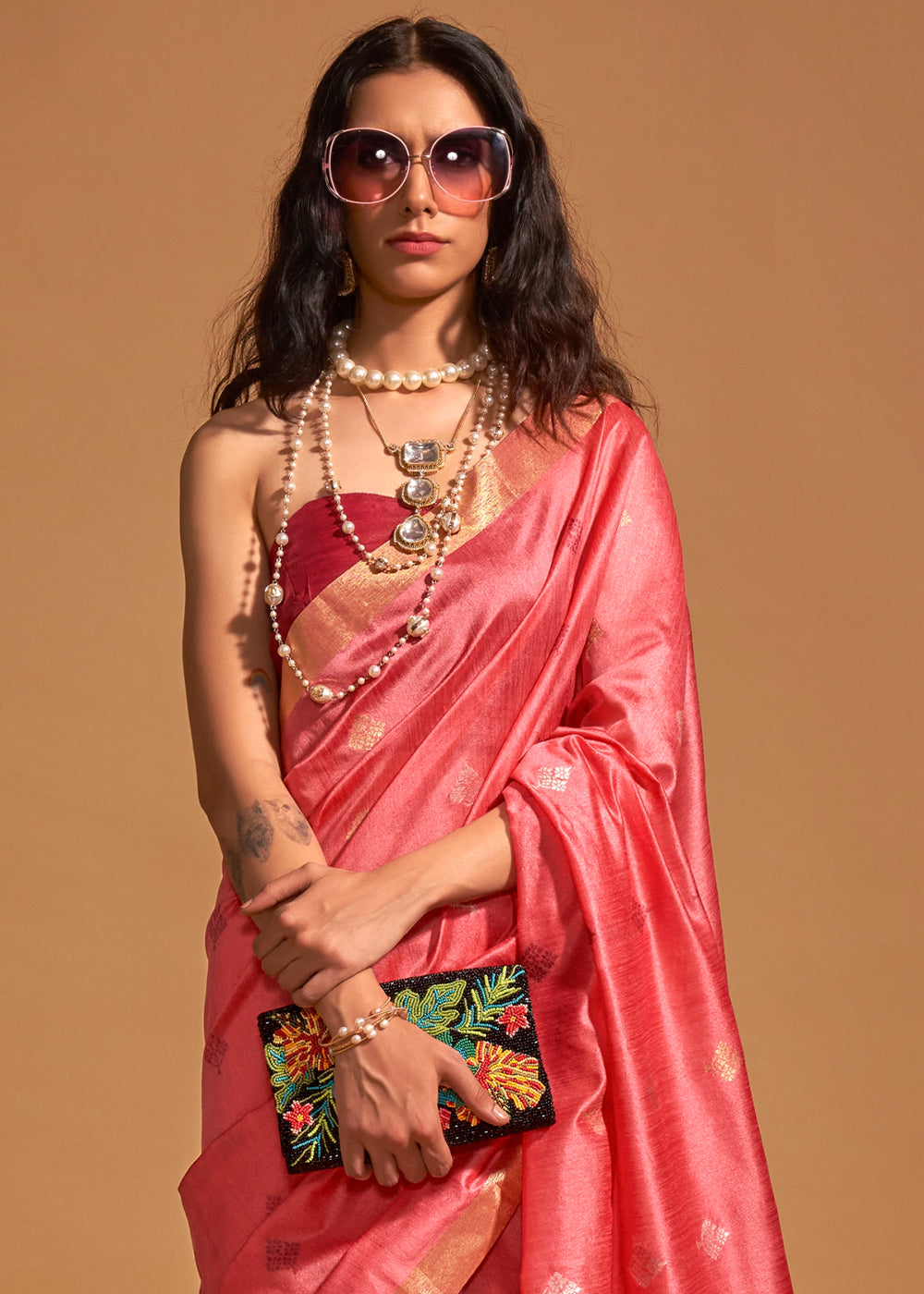 Brink Pink Handloom Woven Silk Saree - qivii