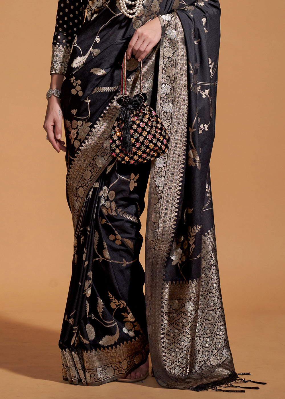 Pitch Black Floral Handloom Woven Georgette Silk Saree - qivii