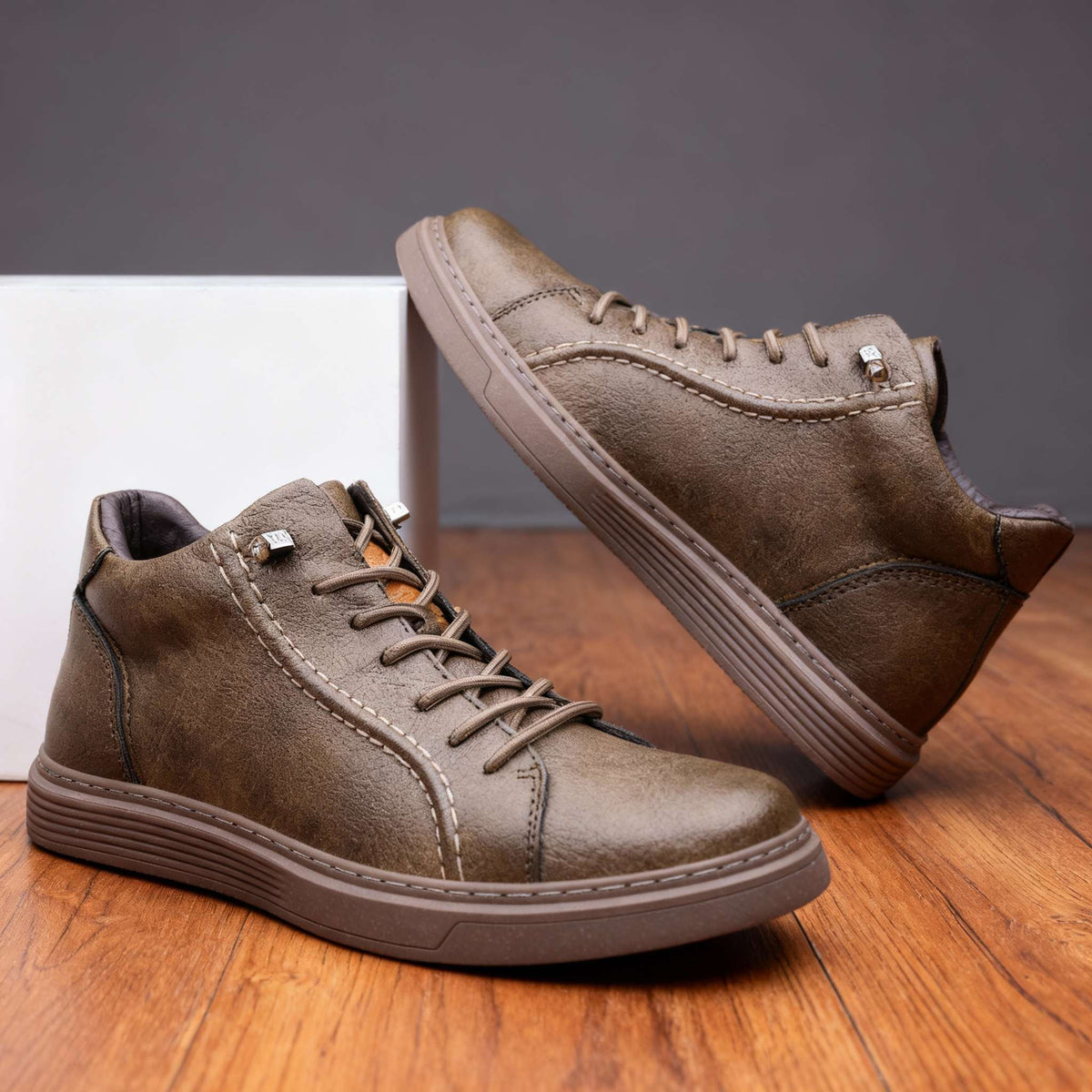 Dwayne | men's Ankle Sneakers - By Qivii