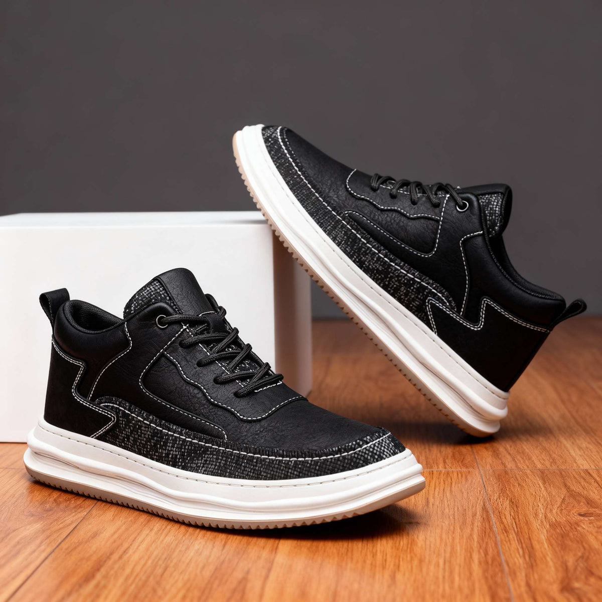 Travis Page | men's Leather Sneakers - By Qivii