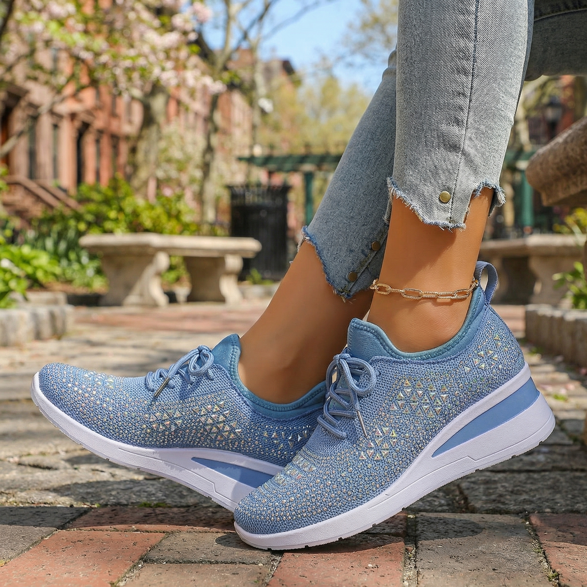 Aria Comfort Sneakers